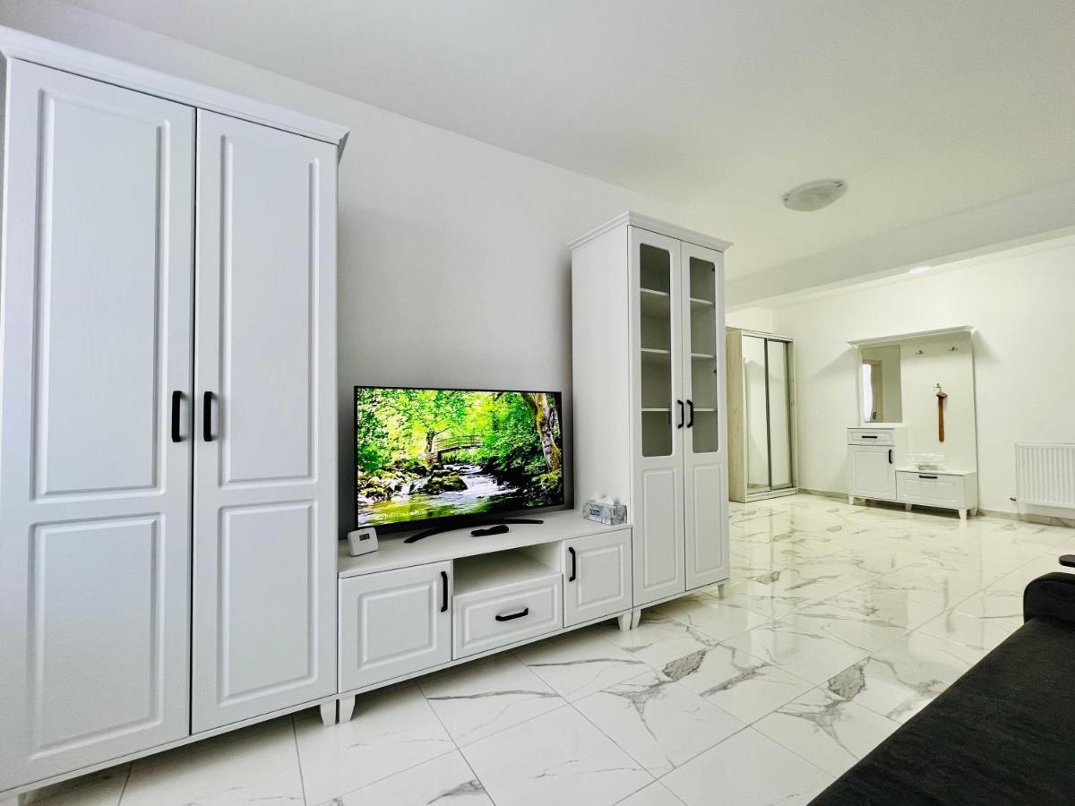 Altheda Living White House 29F-2 Appartement Suceava Buitenkant foto