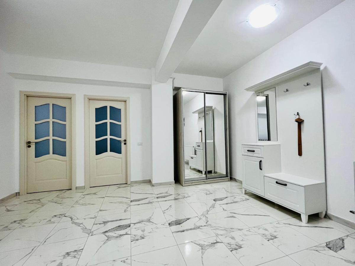 Altheda Living White House 29F-2 Appartement Suceava Buitenkant foto